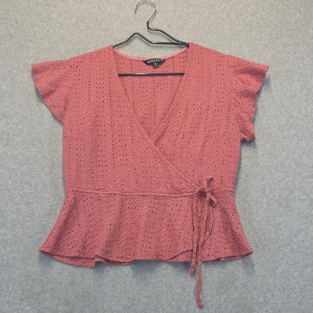 Style Envy Rust Eyelet Wrap Blouse Peplum Short Sleeve Size Medium
